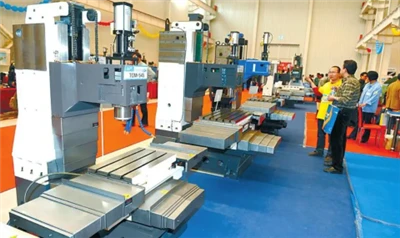 Brief sul funzionamento economico dell'industria delle macchine utensili nel ...